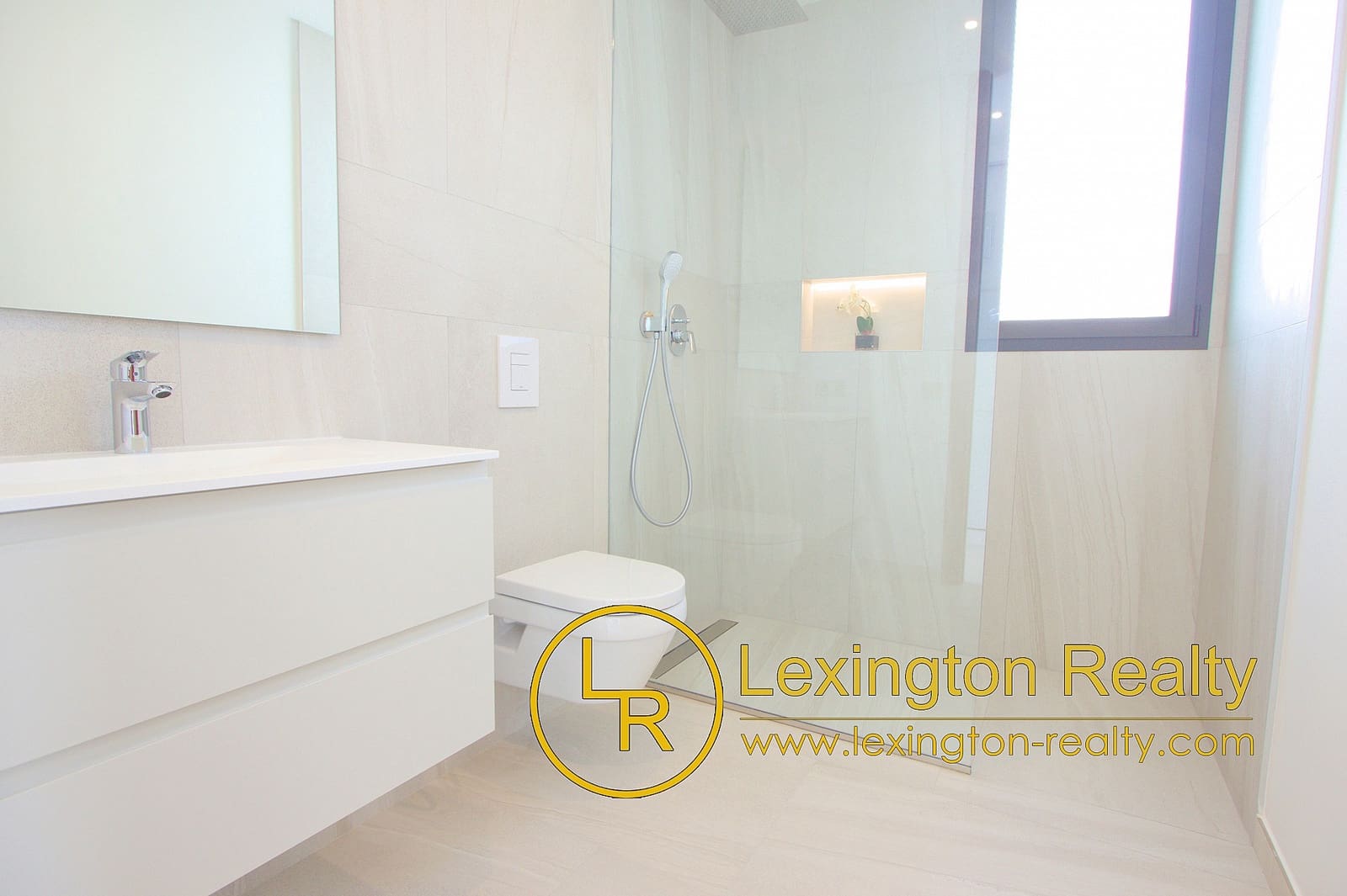 3 bedroom Villa for sale in Finestrat with pool garage - € 895,000 (Ref: 8956037)