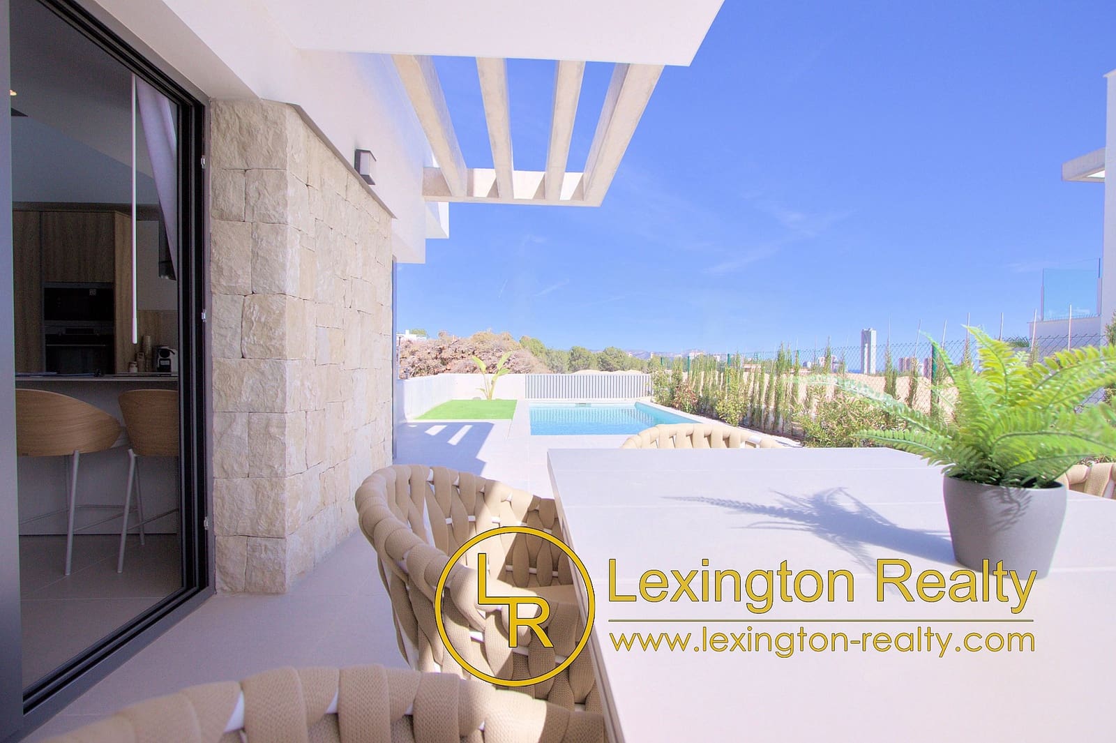 3 bedroom Villa for sale in Finestrat with pool garage - € 975,000 (Ref: 8956041)