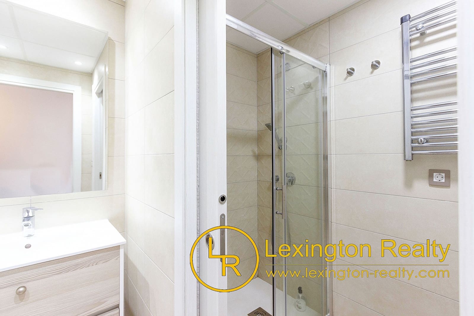 2 soveværelse Penthouse til salg i Arenales del Sol med swimmingpool garage - € 349.000 (Ref: 8969510)