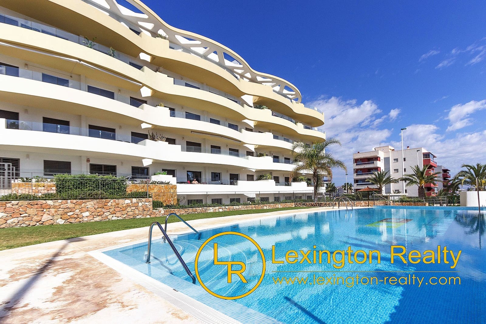 2 soveværelse Penthouse til salg i Arenales del Sol med swimmingpool garage - € 349.000 (Ref: 8969510)