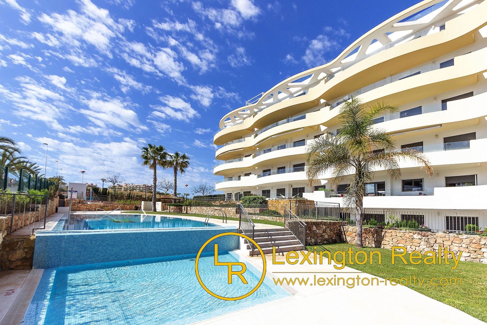 2 soveværelse Penthouse til salg i Arenales del Sol med swimmingpool garage - € 349.000 (Ref: 8969510)