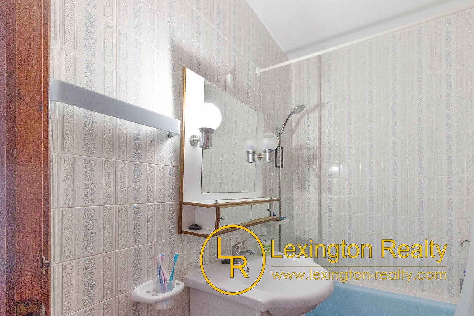 2 soveværelse Lejlighed til salg i Arenales del Sol med garage - € 255.000 (Ref: 9003919)