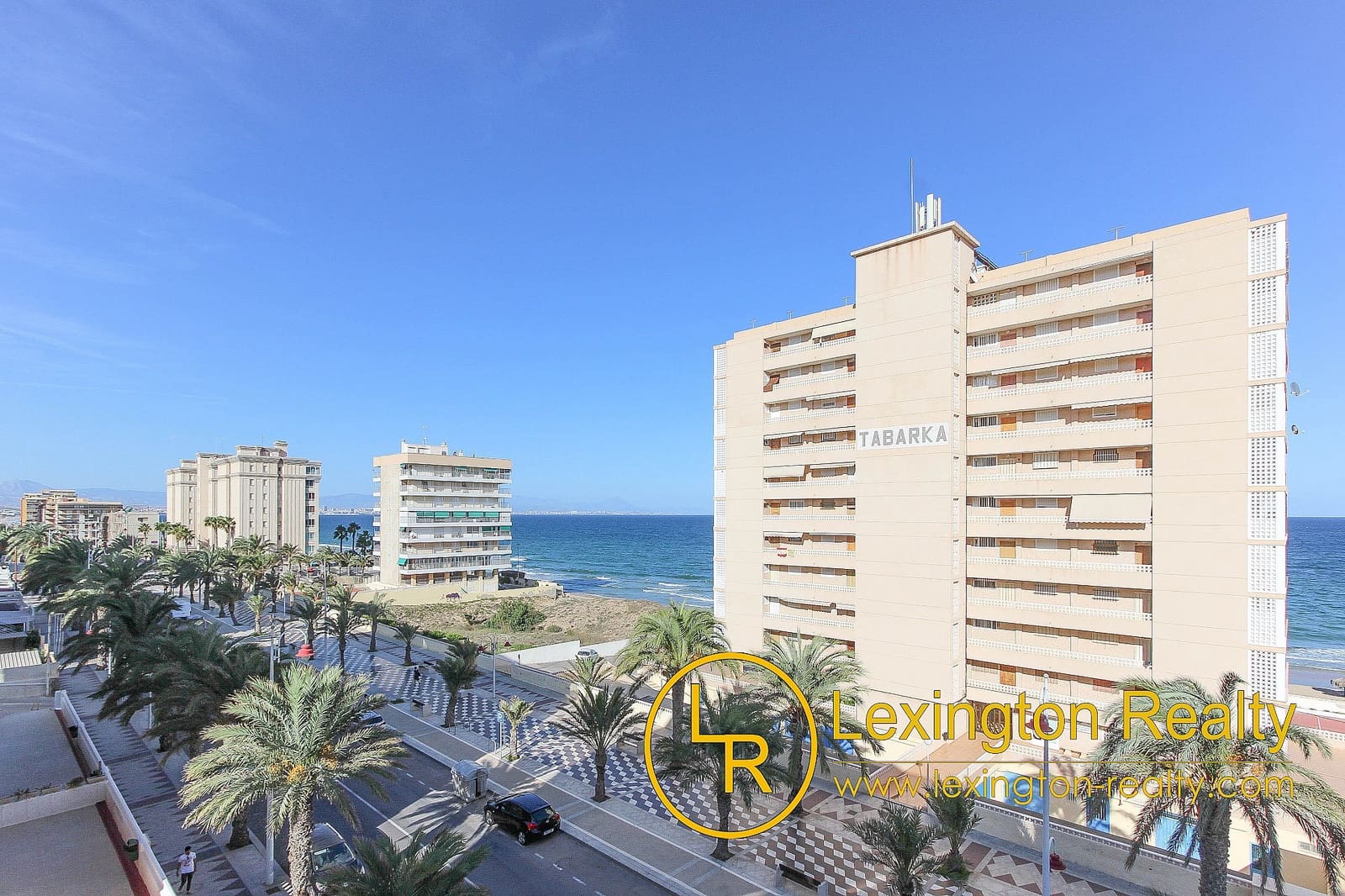 2 soveværelse Lejlighed til salg i Arenales del Sol med garage - € 255.000 (Ref: 9003919)