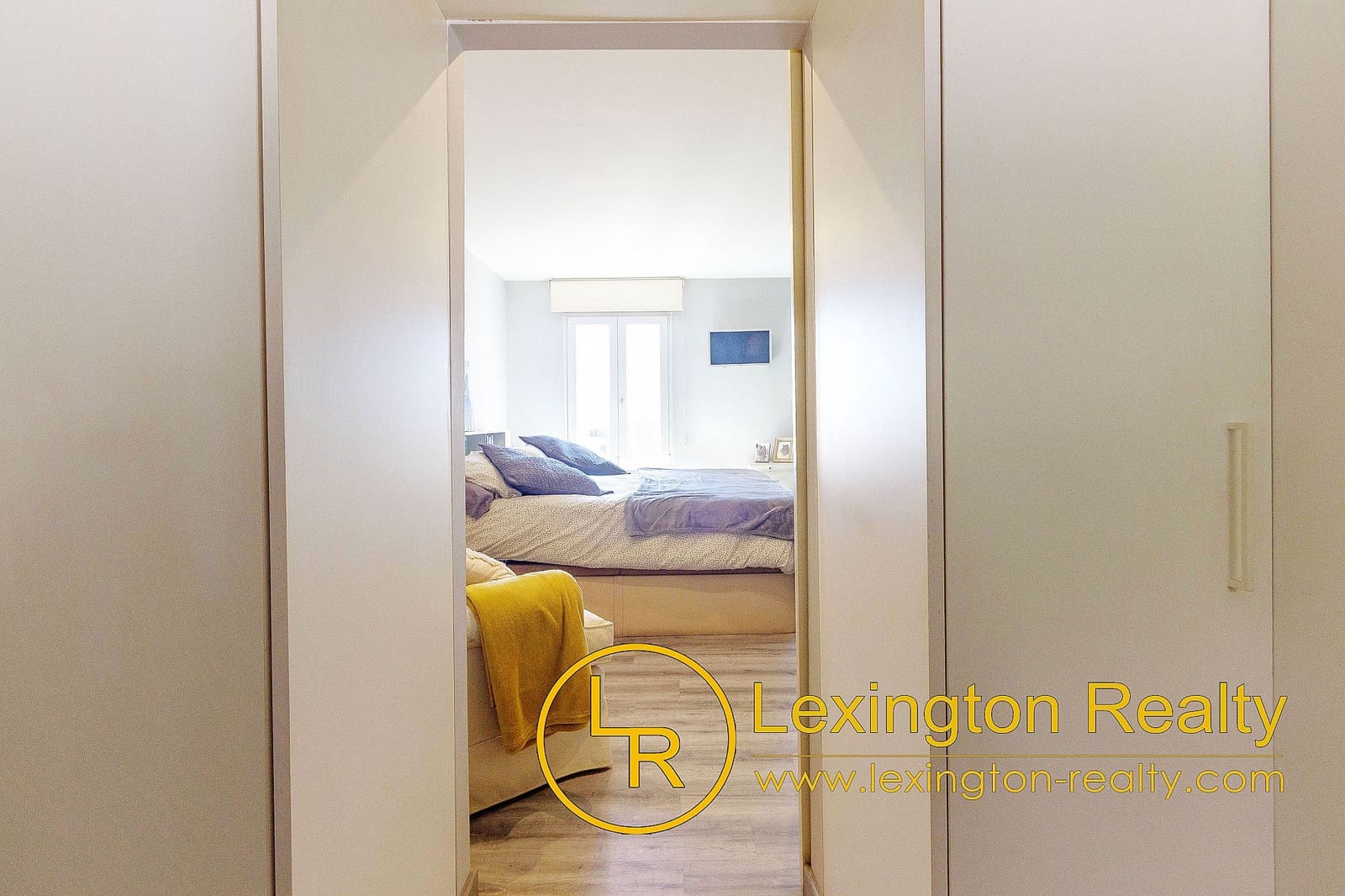 1 soveværelse Byhus til salg i Arenales del Sol med swimmingpool garage - € 505.000 (Ref: 9064337)