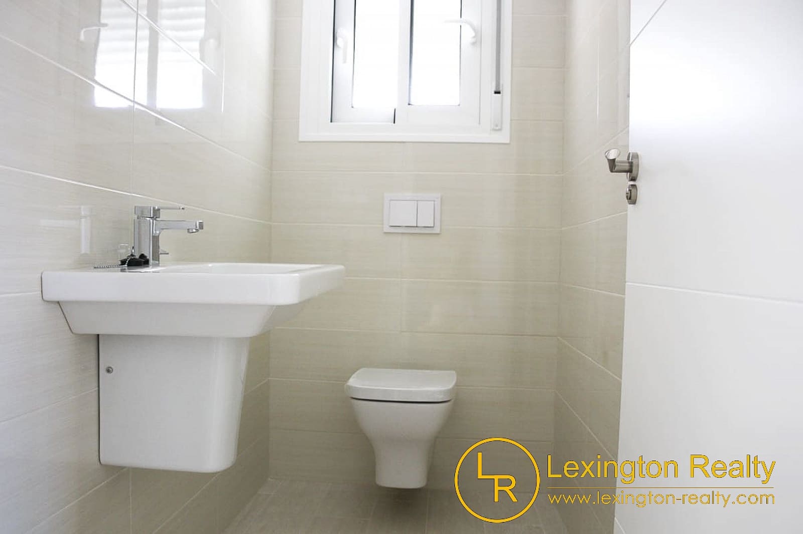 2 soveværelse Semi-Rækkehus til salg i Gran Alacant med swimmingpool garage - € 395.000 (Ref: 9093420)