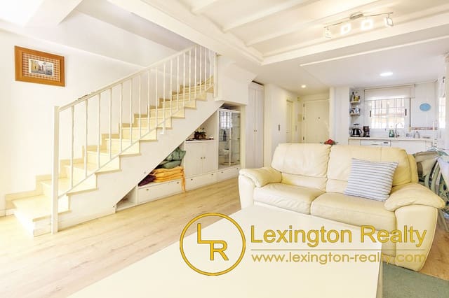 5 bedroom Townhouse for sale in Calas Santiago Bernabéu, Santa Pola with pool garage - € 319,000 (Ref: 9203306)