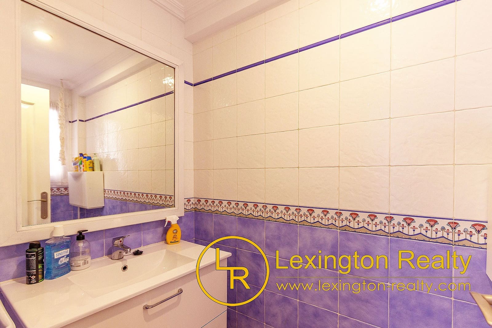 5 bedroom Townhouse for sale in Santa Pola with pool garage - € 319,000 (Ref: 9203306)