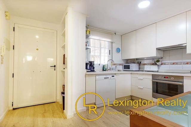 5 bedroom Townhouse for sale in Calas Santiago Bernabéu, Santa Pola with pool garage - € 319,000 (Ref: 9203306)