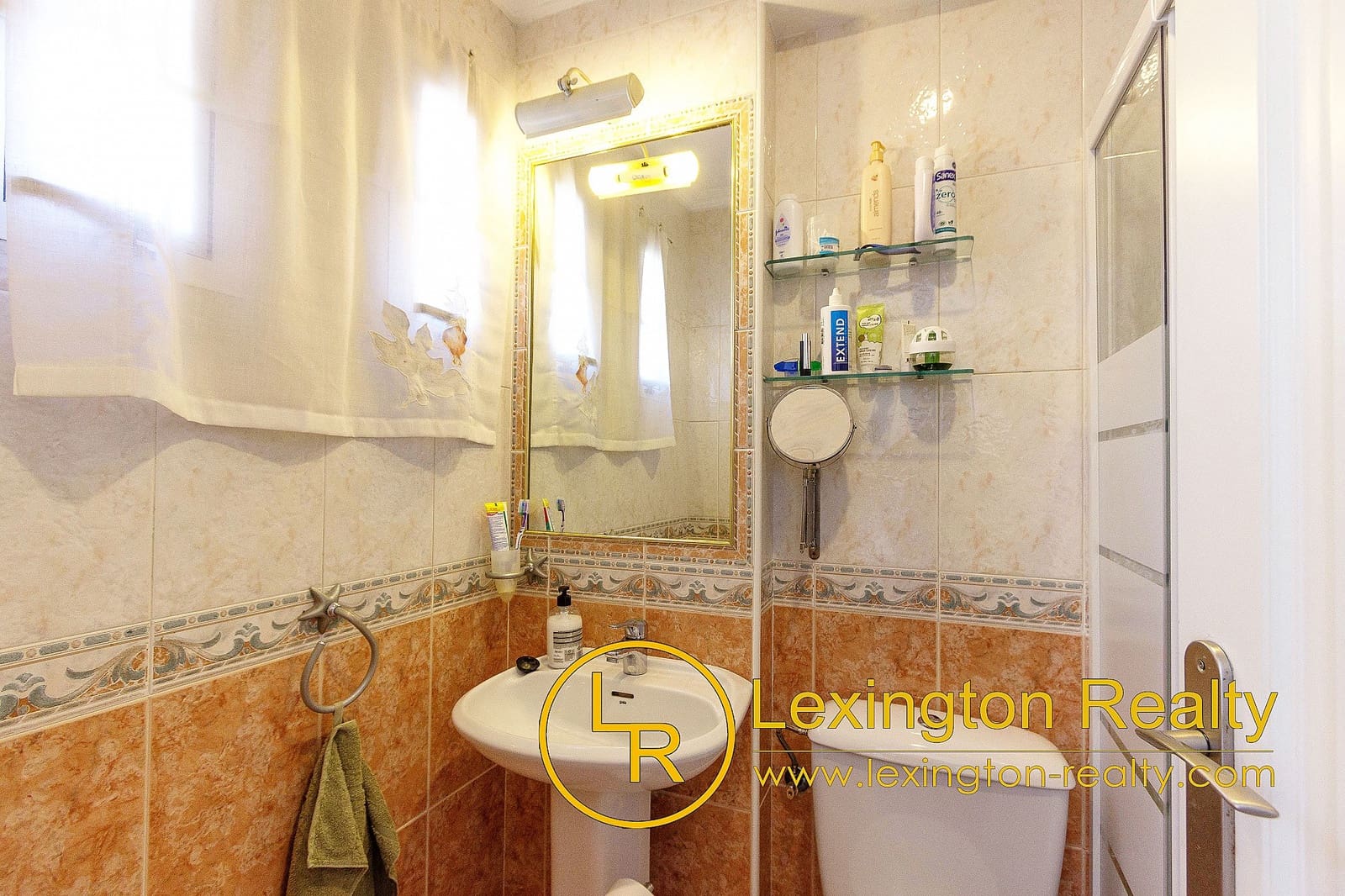 5 bedroom Townhouse for sale in Santa Pola with pool garage - € 319,000 (Ref: 9203306)