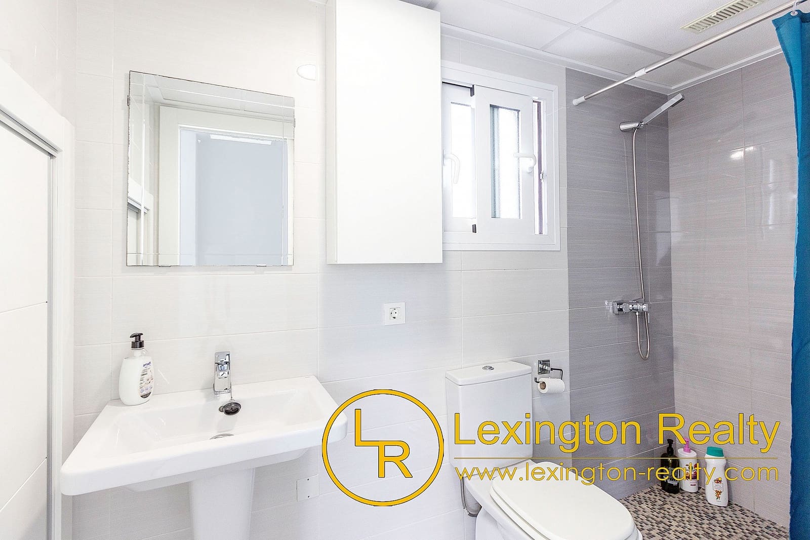 3 slaapkamer Halfvrijstaande villa te koop in Gran Alacant met zwembad garage - € 425.000 (Ref: 9378251)