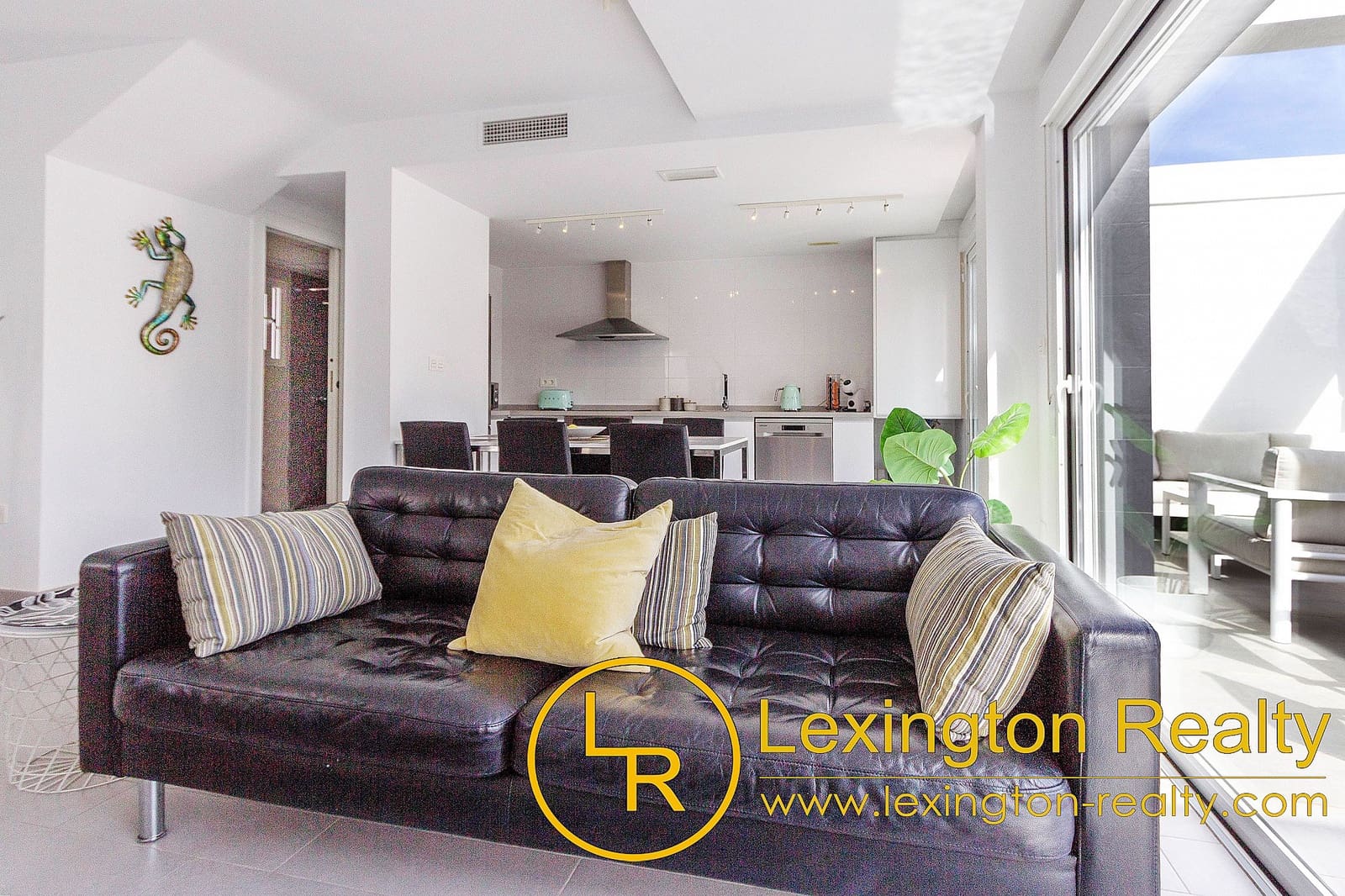 3 slaapkamer Halfvrijstaande villa te koop in Gran Alacant met zwembad garage - € 425.000 (Ref: 9378251)