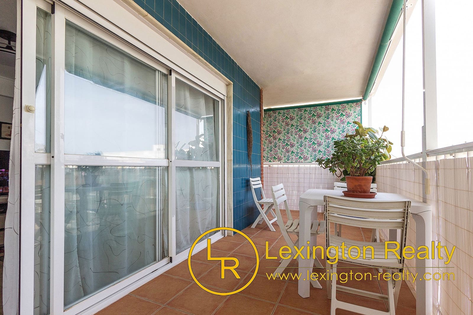 3 bedroom Apartment for sale in Santa Pola - € 240,000 (Ref: 9402408)