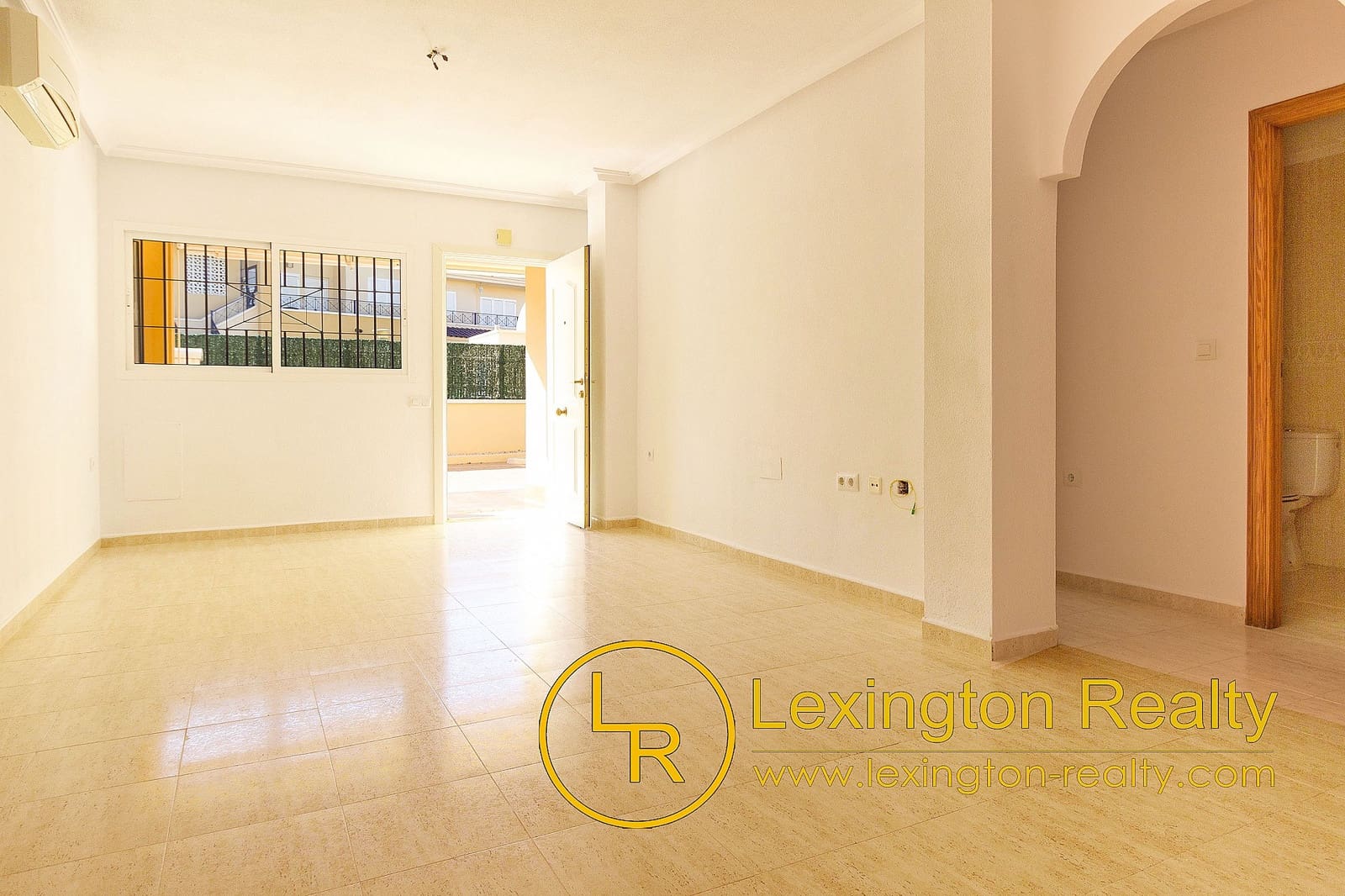 2 soverom Leilighet til salgs i Gran Alacant med svømmebasseng - € 229 000 (Ref: 9510190)