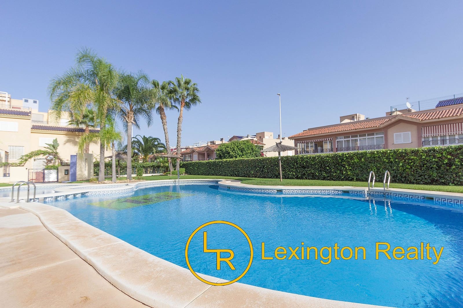 2 soveværelse Lejlighed til salg i Gran Alacant med swimmingpool - € 229.000 (Ref: 9510190)