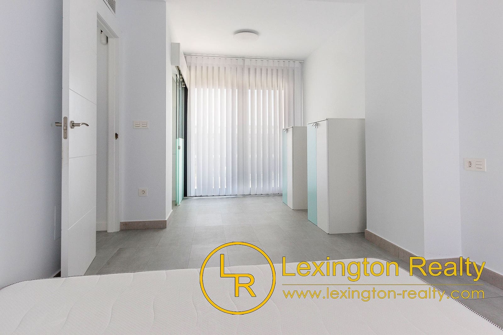 2 sypialnia Dom blizniak na sprzedaż w Gran Alacant z basenem garażem - 475 000 € (Ref: 9532800)