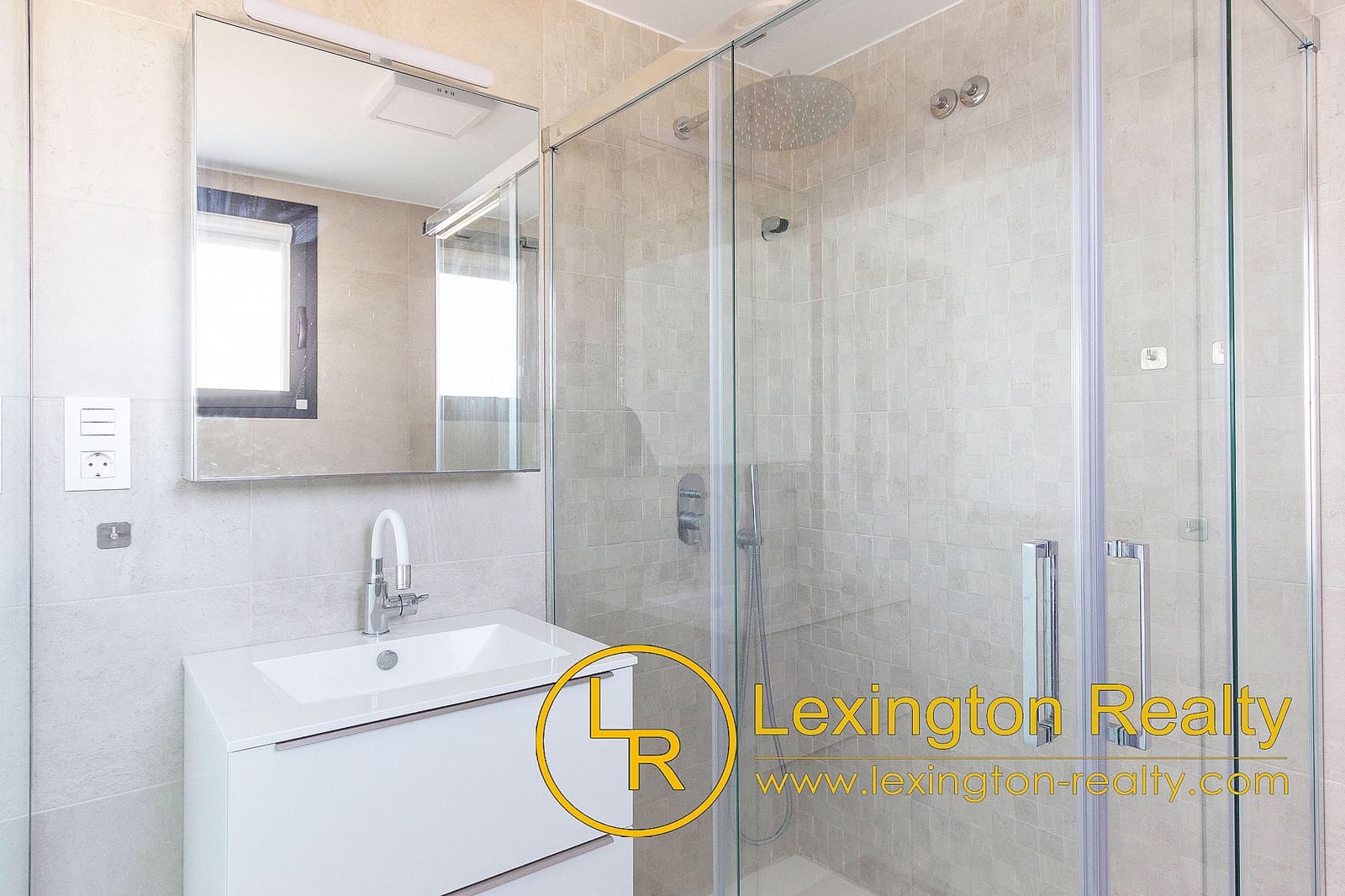 2 sypialnia Dom blizniak na sprzedaż w Gran Alacant z basenem garażem - 475 000 € (Ref: 9532800)