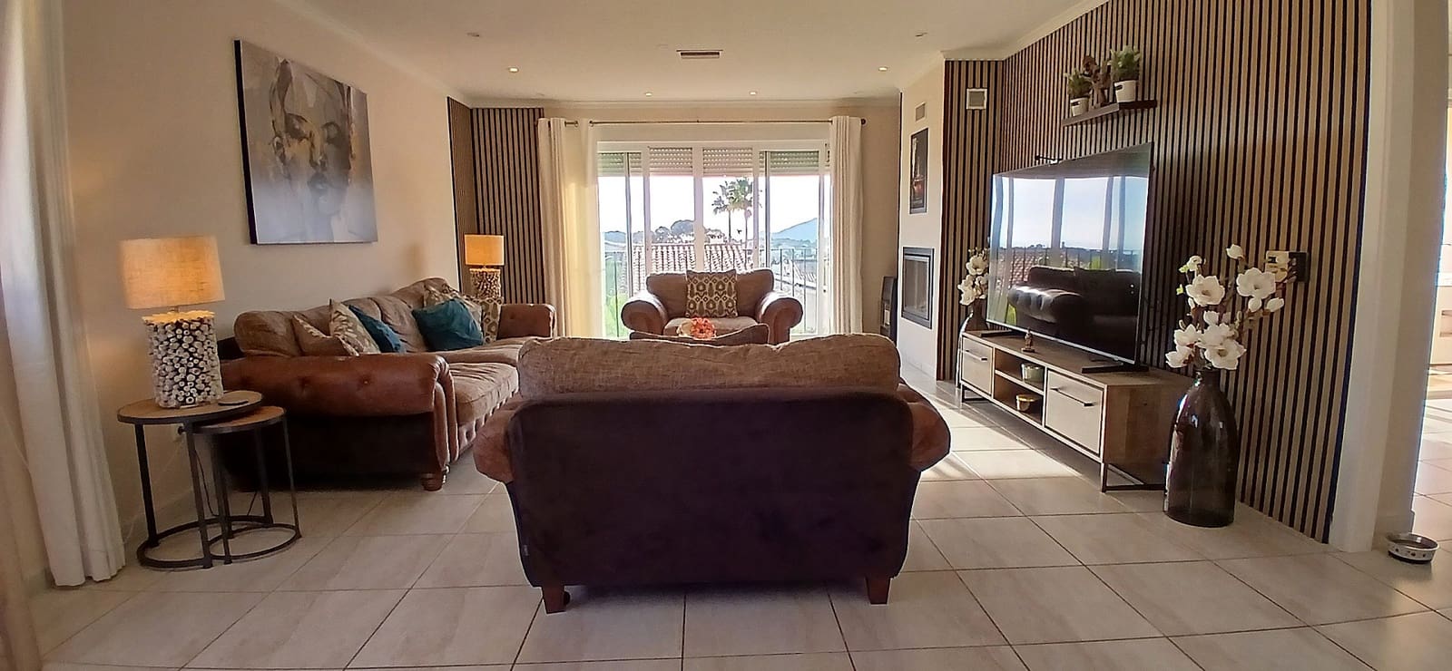 6 sypialnia Willa na sprzedaż w Alfaz del Pi / L'Alfas del Pi z basenem garażem - 725 000 € (Ref: 9584696)