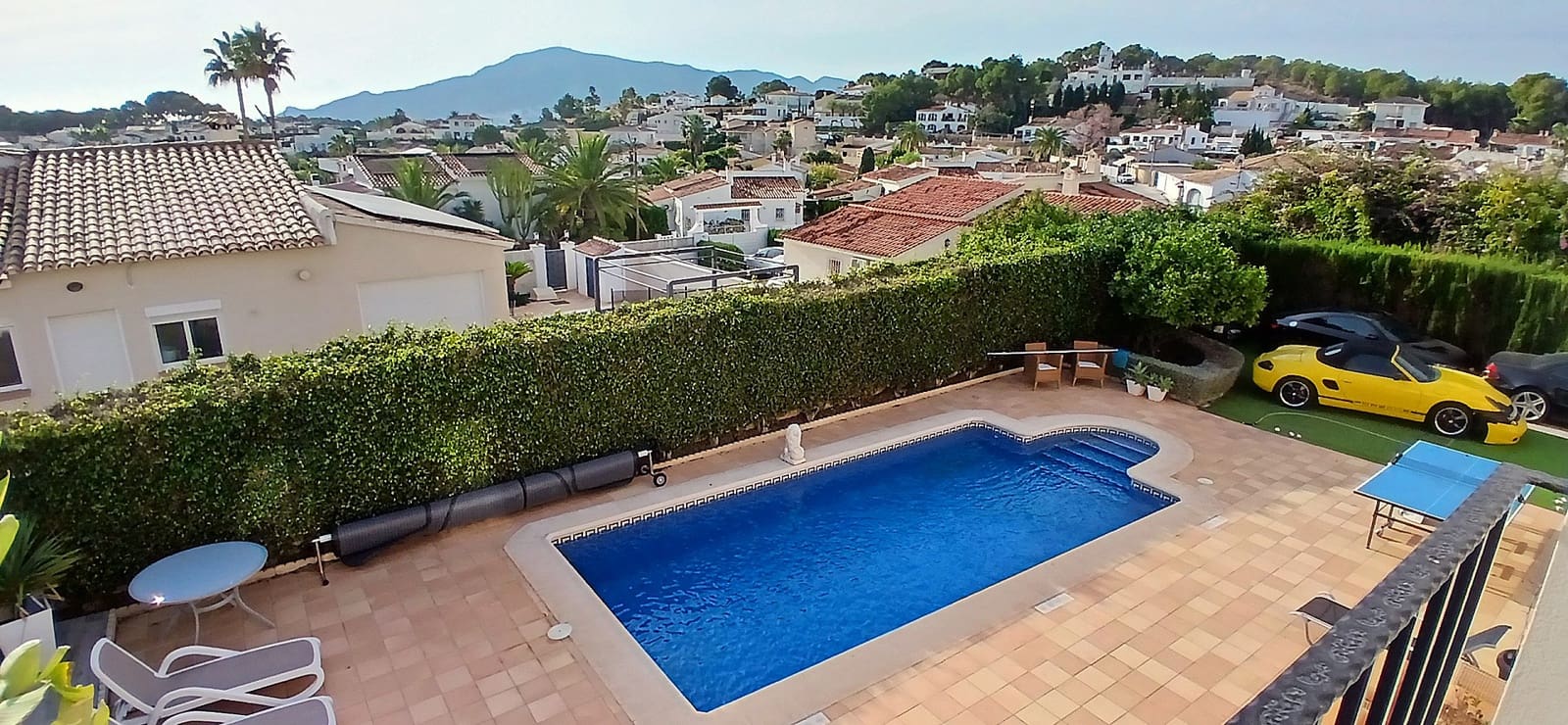 6 sypialnia Willa na sprzedaż w Alfaz del Pi / L'Alfas del Pi z basenem garażem - 725 000 € (Ref: 9584696)