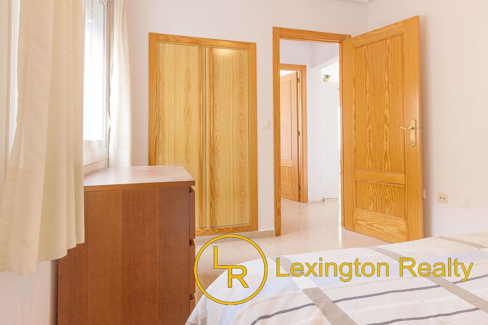 3 bedroom Apartment for sale in Gran Alacant with pool garage - € 190,000 (Ref: 9688546)