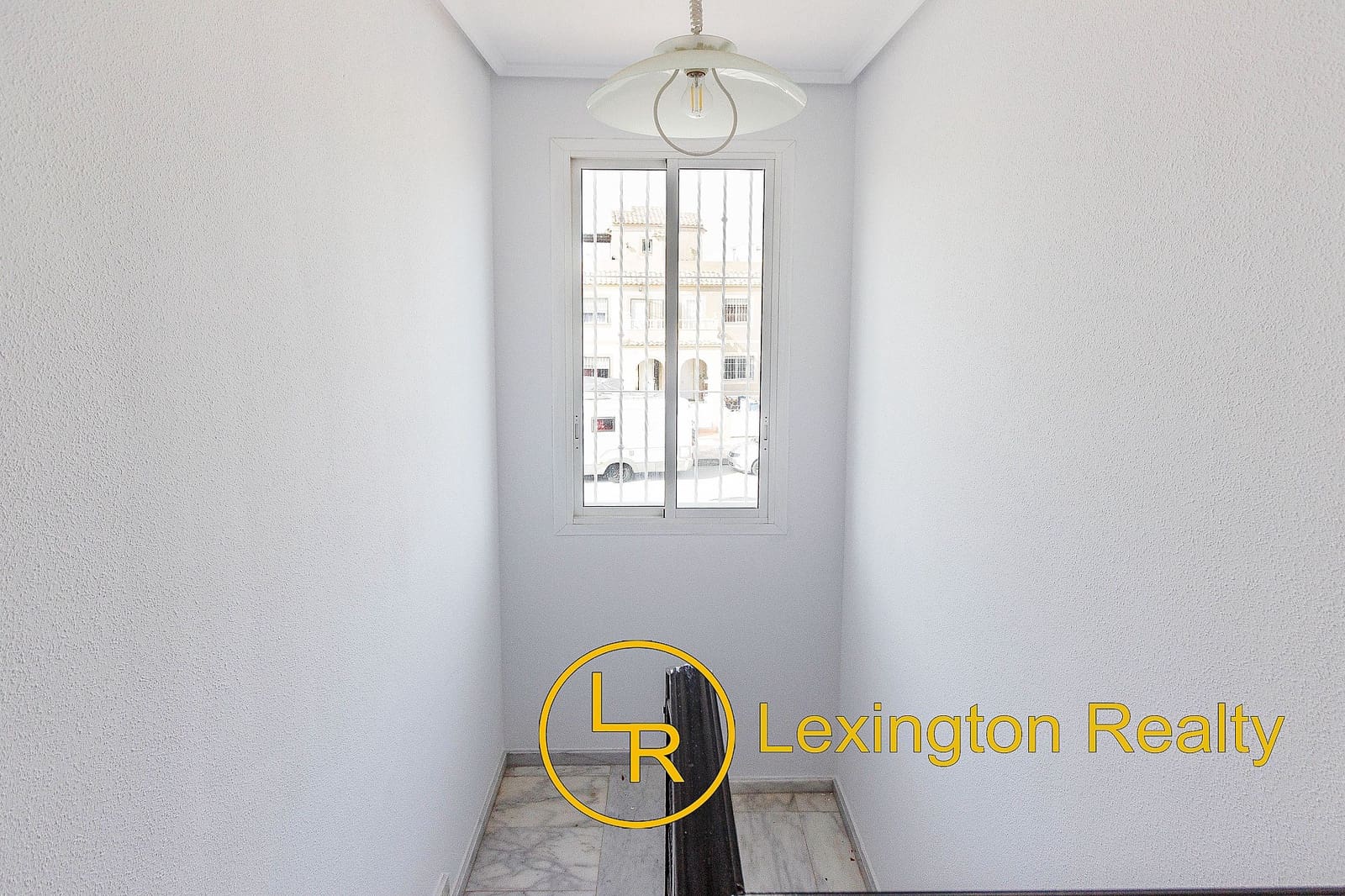 3 bedroom Apartment for sale in Gran Alacant with pool garage - € 190,000 (Ref: 9688546)