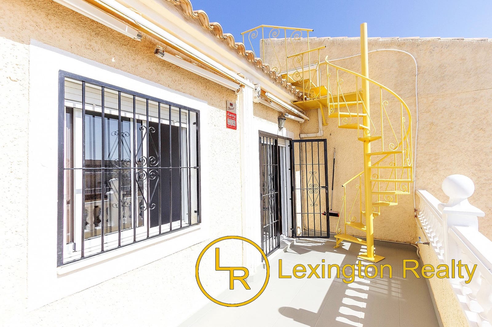 2 soverom Leilighet til salgs i Gran Alacant med svømmebasseng - € 179 000 (Ref: 9766800)