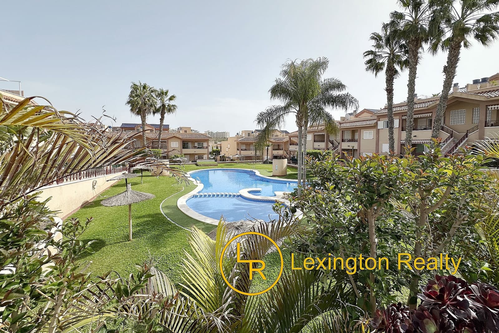 4 slaapkamer Huis te koop in Gran Alacant met zwembad garage - € 395.000 (Ref: 9782089)