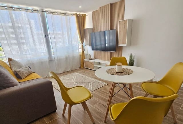 Leilighet til salgs i San Miguel de Abona med svømmebasseng garasje - € 190 000 (Ref: 10158050)