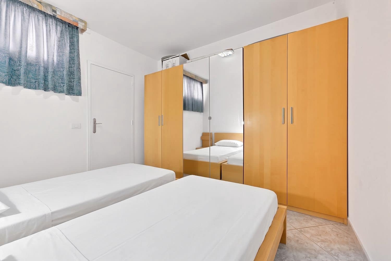 2 slaapkamer Appartement te koop in Arona met zwembad garage - € 290.000 (Ref: 10158051)