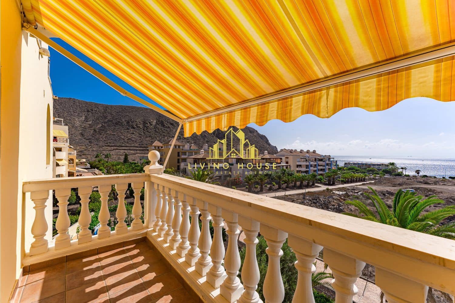 4 soverom Leilighet til salgs i Los Cristianos med svømmebasseng garasje - € 1 250 000 (Ref: 10158052)