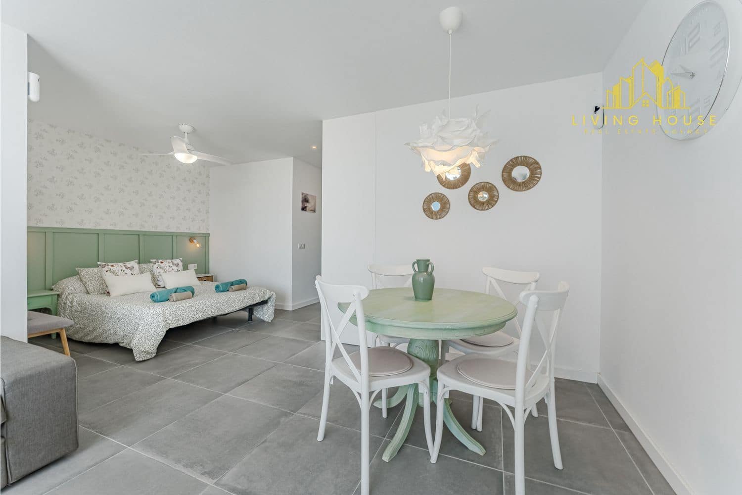 Leilighet til salgs i Santa Cruz de Tenerife med svømmebasseng garasje - € 185 000 (Ref: 10158053)