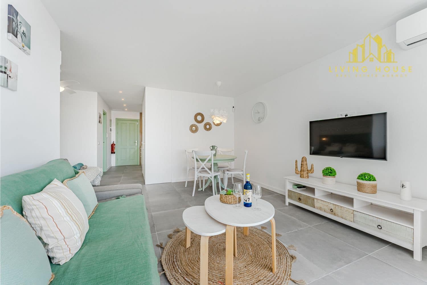 Leilighet til salgs i Santa Cruz de Tenerife med svømmebasseng garasje - € 185 000 (Ref: 10158053)