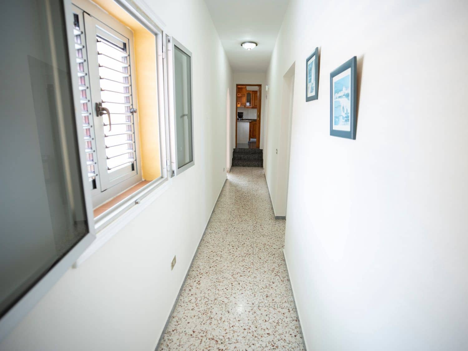 5 bedroom Villa for sale in Guimar with garage - € 469,000 (Ref: 10158054)