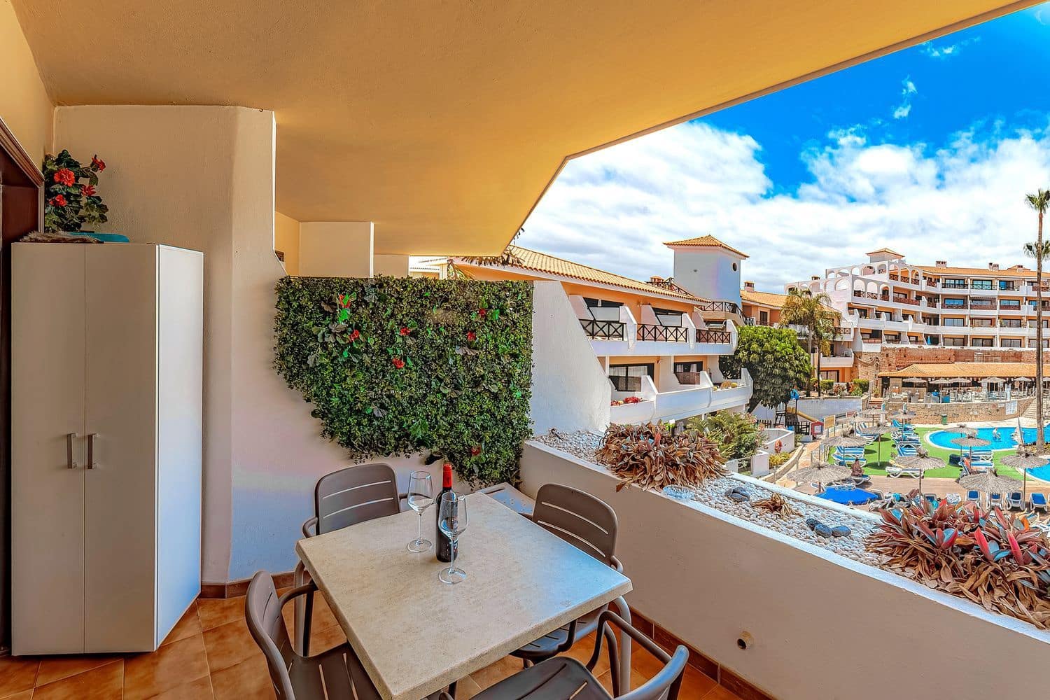1 bedroom Apartment for sale in San Miguel de Abona with pool garage - € 211,000 (Ref: 10158055)