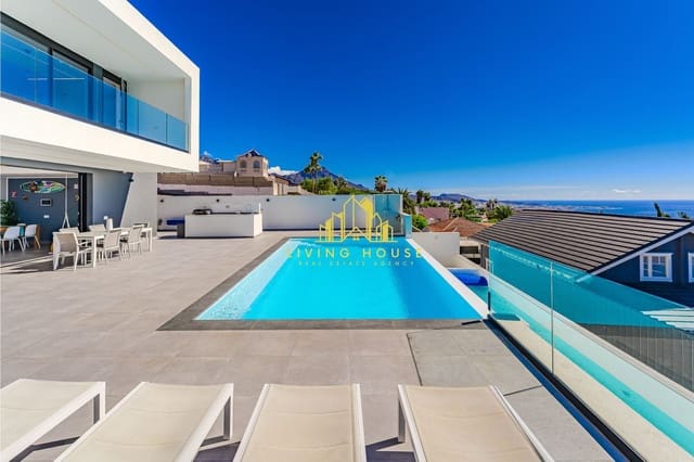Chalet de 5 habitaciones en Armeñime, Adeje en venta con piscina garaje - 2.190.000 € (Ref: 10158059)