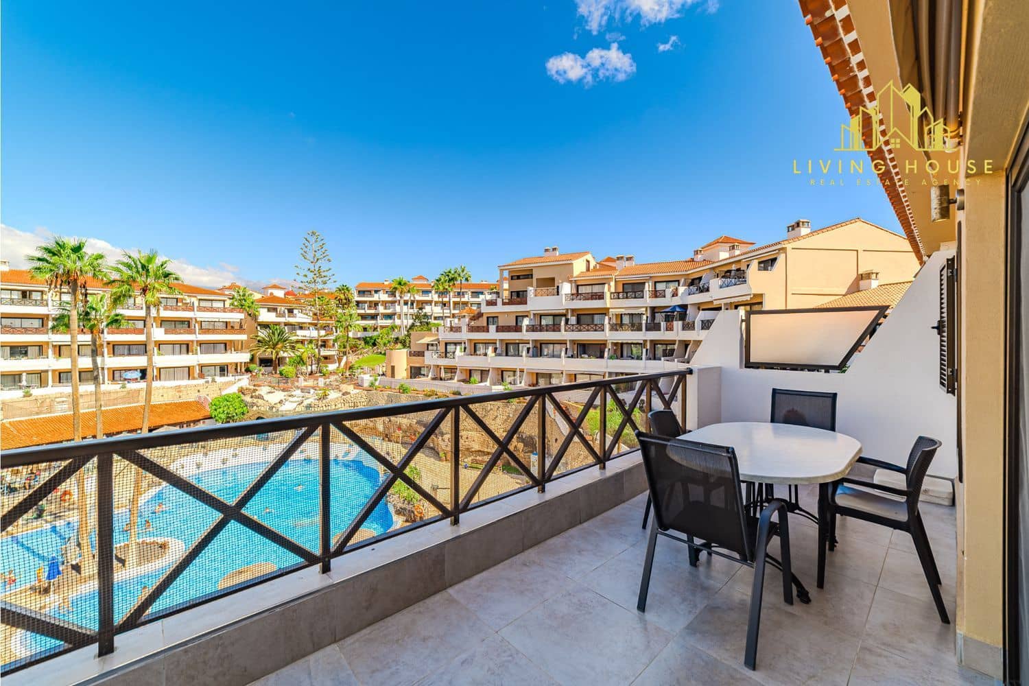 2 soveværelse Lejlighed til salg i San Miguel de Abona med swimmingpool garage - € 440.000 (Ref: 10158061)