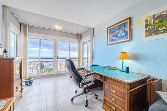2 soverom Leilighet til salgs i Arona med svømmebasseng garasje - € 311 000 (Ref: 10158062)