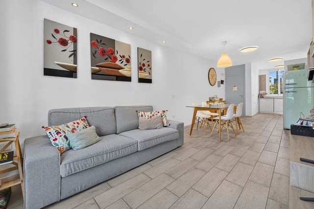 2 soverom Leilighet til salgs i Playa de las Americas, Arona med svømmebasseng garasje - € 460 000 (Ref: 10158066)