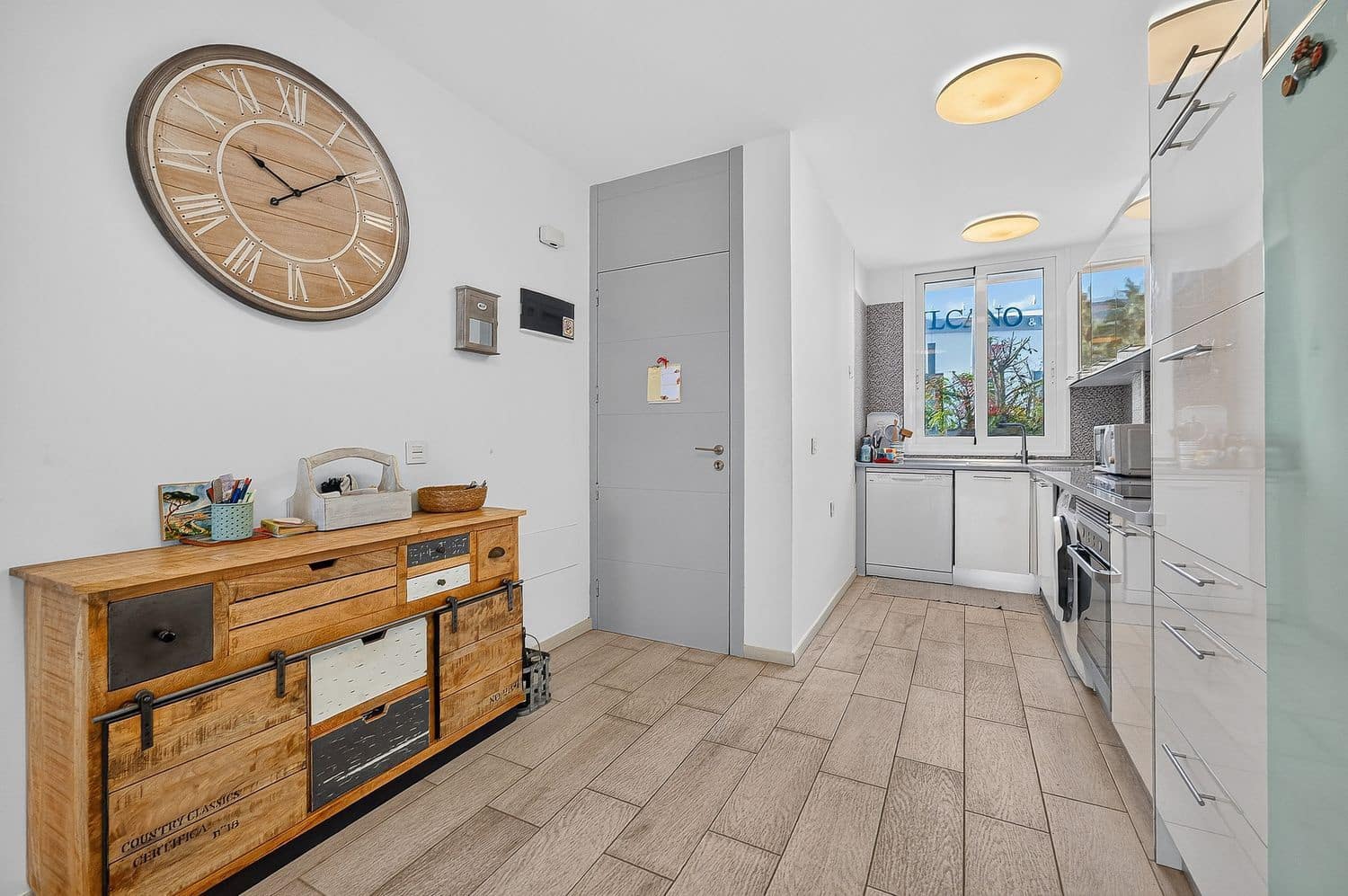 2 soverom Leilighet til salgs i Playa de las Americas med svømmebasseng garasje - € 460 000 (Ref: 10158066)