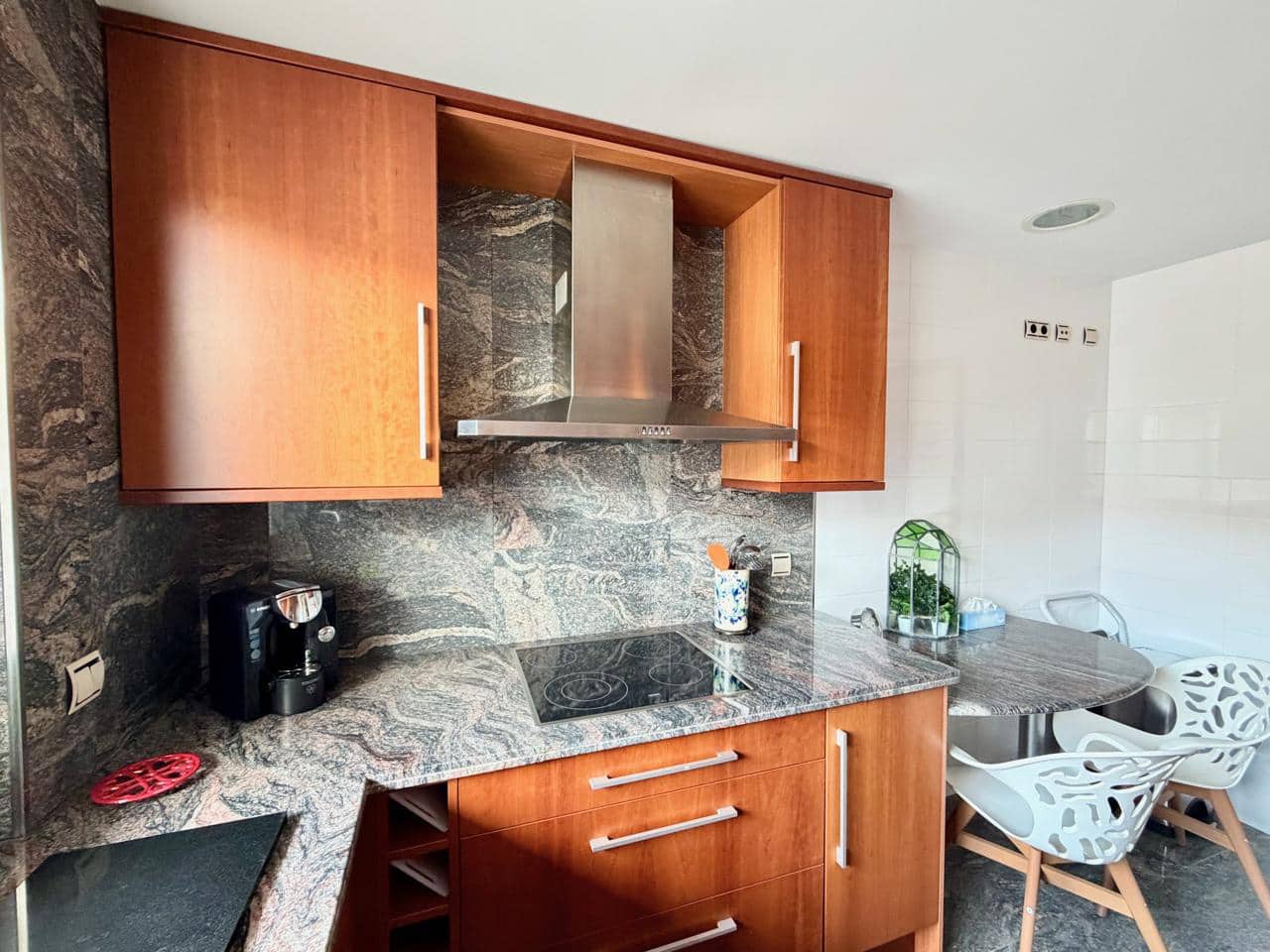 2 slaapkamer Flat te koop in L'Ampolla met garage - € 249.995 (Ref: 10039141)