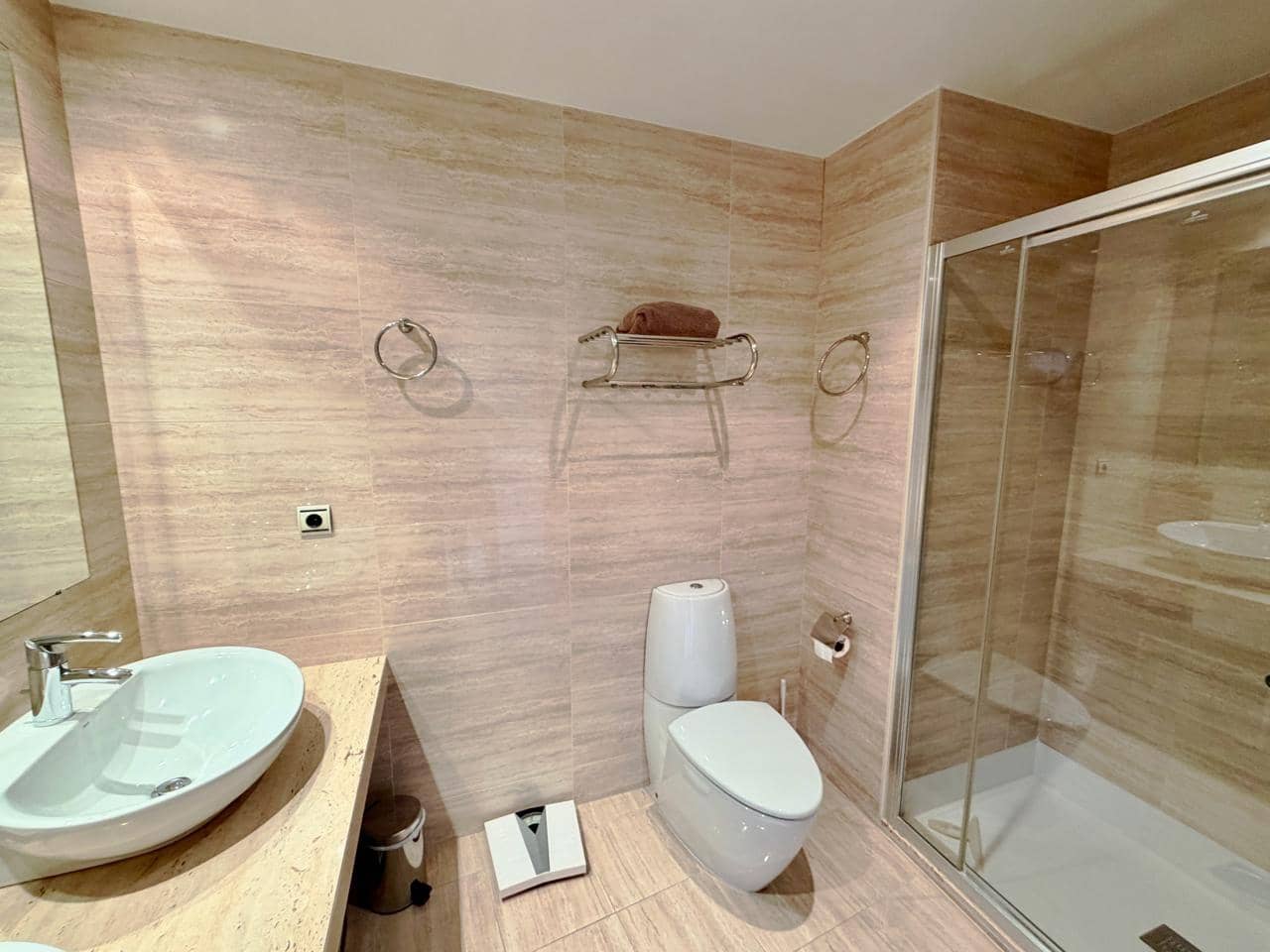 2 slaapkamer Flat te koop in L'Ampolla met garage - € 249.995 (Ref: 10039141)