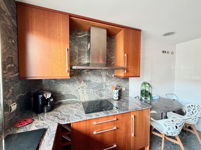 2 slaapkamer Flat te koop in L'Ampolla met garage - € 249.995 (Ref: 10039141)