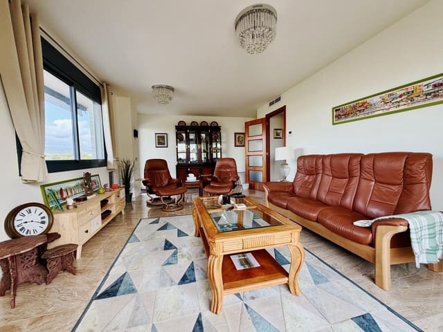 2 slaapkamer Flat te koop in L'Ampolla met garage - € 249.995 (Ref: 10039141)