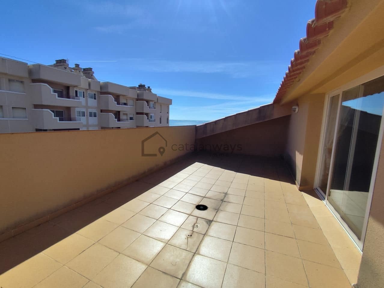 4 bedroom Flat for sale in L'Ampolla with pool garage - € 285,000 (Ref: 10078938)