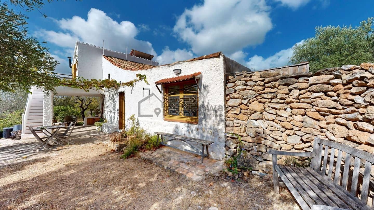 2 bedroom Finca/Country House for sale in Tortosa - € 237,000 (Ref: 10106446)