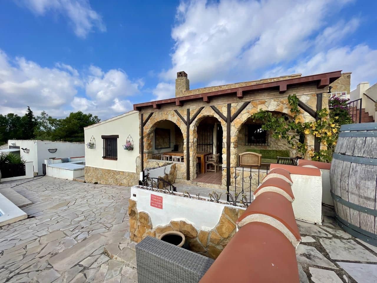 4 soverom Finca/Herregård til salgs i El Perello med svømmebasseng garasje - € 485 000 (Ref: 10153787)