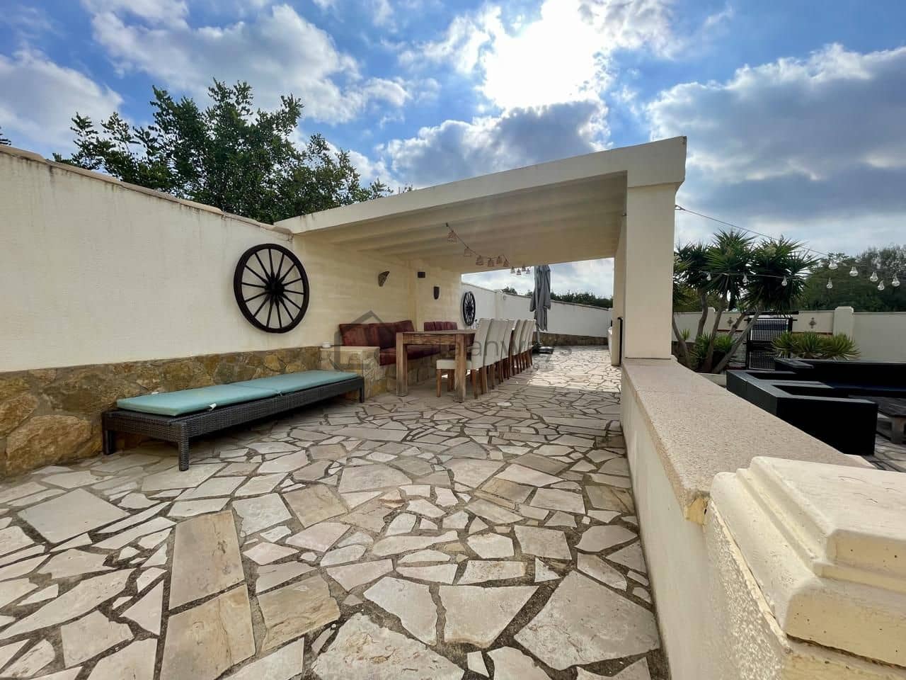 4 soverom Finca/Herregård til salgs i El Perello med svømmebasseng garasje - € 485 000 (Ref: 10153787)