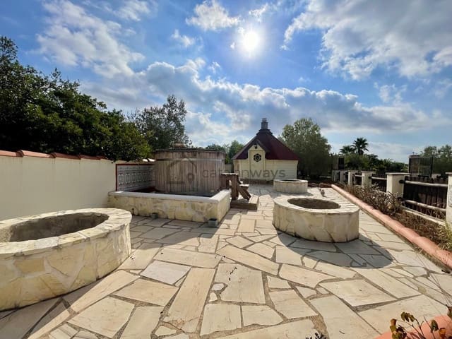 4 soverom Finca/Herregård til salgs i El Perelló med svømmebasseng garasje - € 485 000 (Ref: 10153787)
