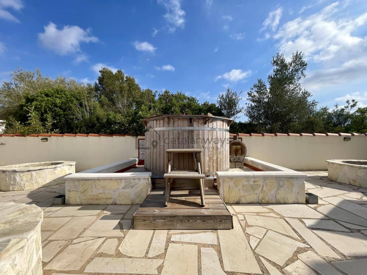 4 soverom Finca/Herregård til salgs i El Perello med svømmebasseng garasje - € 485 000 (Ref: 10153787)