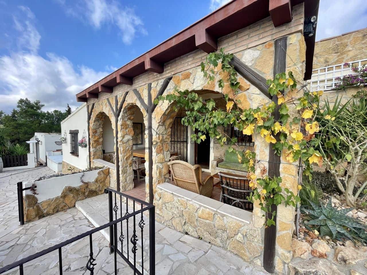 4 soverom Finca/Herregård til salgs i El Perello med svømmebasseng garasje - € 485 000 (Ref: 10153787)