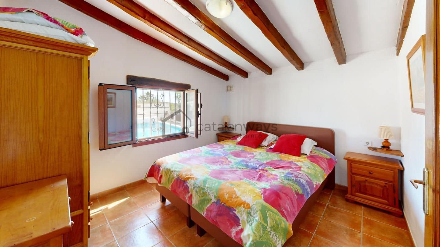 4 soverom Finca/Herregård til salgs i El Perello med svømmebasseng garasje - € 485 000 (Ref: 10153787)